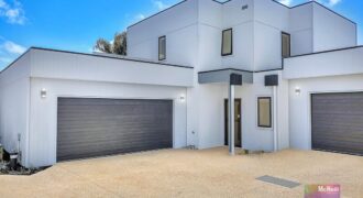 266 JETTY ROAD, ROSEBUD, VIC 3939